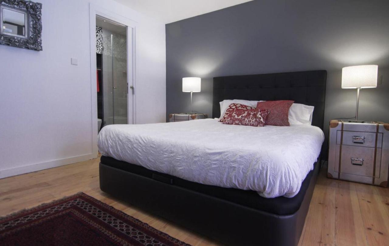 Chiado/Bairro Alto 2 Bedroom Apartment 리스본 외부 사진